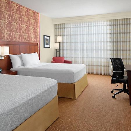 คอร์ตยาร์ด ฮุสตัน คิงวูด Hotel Kinwood ภายนอก รูปภาพ