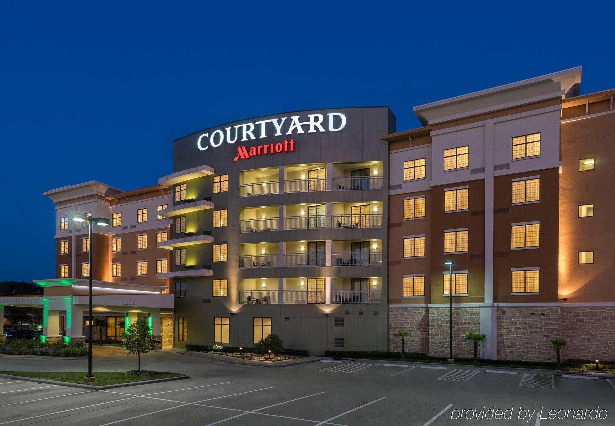 คอร์ตยาร์ด ฮุสตัน คิงวูด Hotel Kinwood ภายนอก รูปภาพ